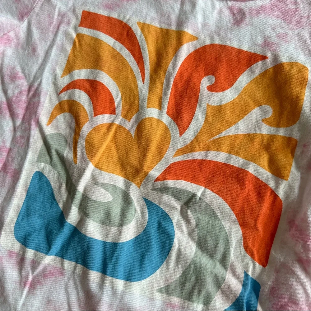 Old Navy Tee